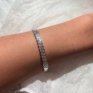 Diamond white gold bracelet 120ct